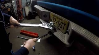 How to install a trailer hitch ball !!! Towing with the ford ranger PT.1