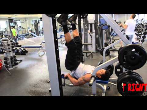 Tutorial Hip Raises on Smith Machine