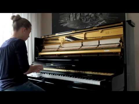 Lina (14) spielt Asturias von Isaac Albéniz · Piano Cover