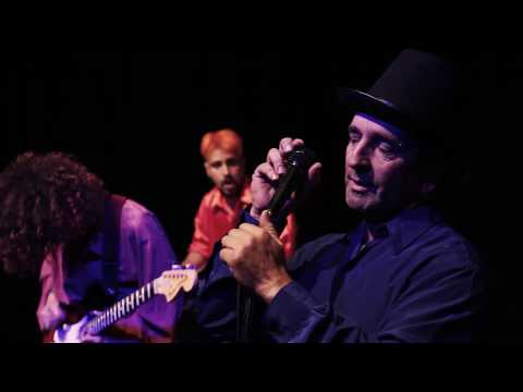 La Whillington - "El Raro soy yo" Feat: Palo Pandolfo y Manu Varela (Video Oficial)