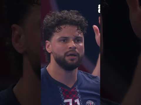 🔥 Elohim Prandi marque le but de l'année avec le PSG, à 360 degrés ! #shorts