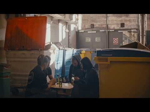 Italians Playing Cards, the wait is over!