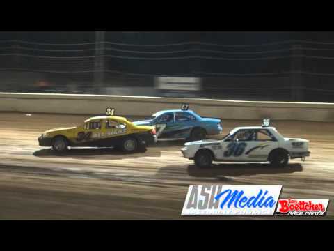 Production Sedans: Josh Stewart Crash - Moora Speedway