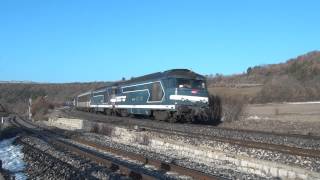 preview picture of video 'Train 5822 (PAZ-BRI) au poteau Saint-Luc - BB67367 BB67360'