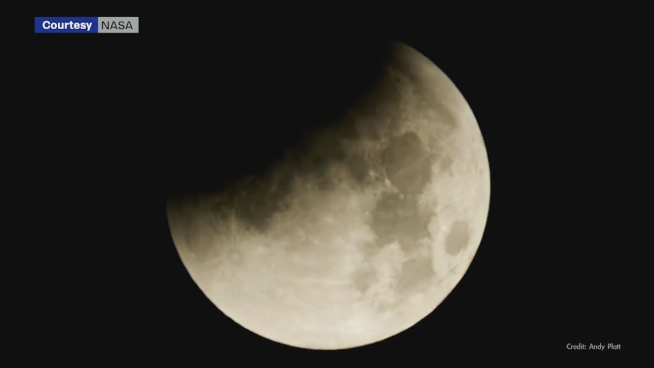 Look to the sky for Sunday night's total lunar eclipse
