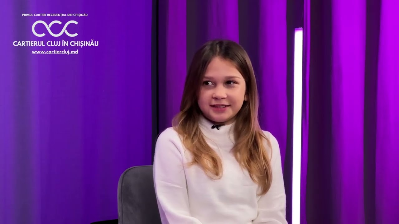 Emisiunea 01. Eu iubesc fotbalul, Lena.