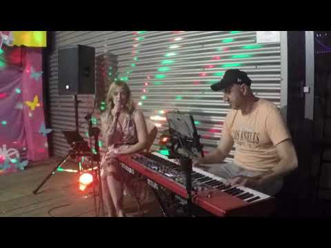 Easy Covers - Voice & Piano duo - medley