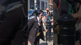 Download lagu 'Is it HIM???!!!' #shorts #reaction #elvis #king #conspiracy #london #rollsroyce #harrods mp3