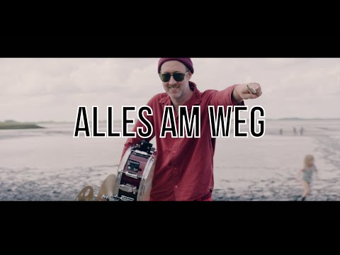 MOOP MAMA × ÄLICE - Alles Am Weg! (official video)
