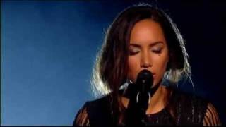 LEONA LEWIS  - HURT (Live at The Royal Variety Performance 2011)