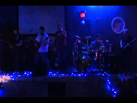 Into the Dirt - Fist up in the Air(Live)