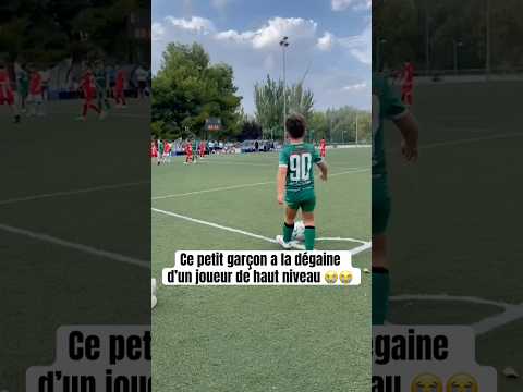 Je sais pas ce qui nous choque le plus entre le corner déposé ou le coup de casque à la Ramos ⁉️😭