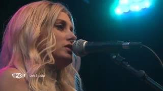 Stephanie Quayle - Winnebago (98.7 THE BULL)