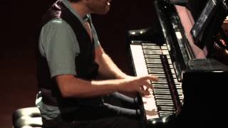 Gabriel Kahane: Little Sleep's Head Sprouting Hair in the Moonlight - CMS