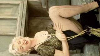 Brigitte Bardot - Moi Je Joue