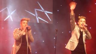 Jedward - &#39;CAN&#39;T FORGET YOU&#39;, Calvin Harris Chat - Olympia Theatre 20/4/14