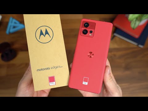 Motorola Edge 30 Fusion Unboxing: Viva Magenta!