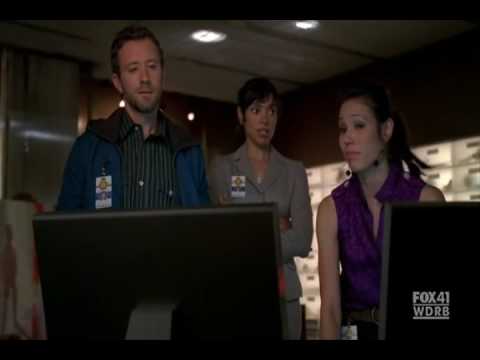 Bones - Big Girls Don't Cry : Learn English