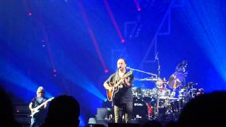 The Dave Matthews Band - Blue Water Baboon Farm (Tease)+Christmas Song - Charlottesville 12-15-2012