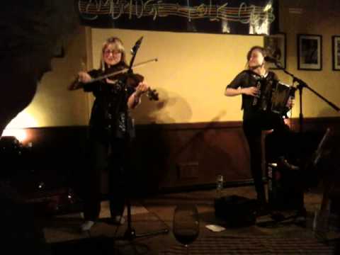 Askew Sisters performing 26/04/13 in Cambridge Folk Club
