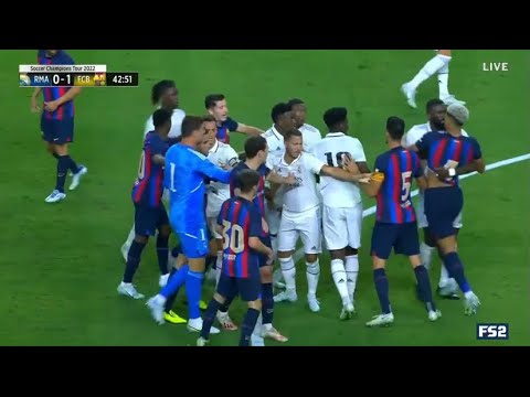 Vinicius Jr dribbles past everyone vs Barcelona & ends with a fight!