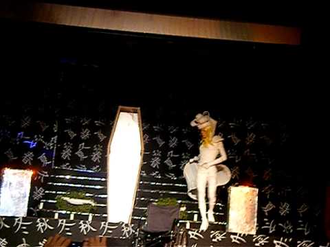 Final Drag Danger Posh Rihana's