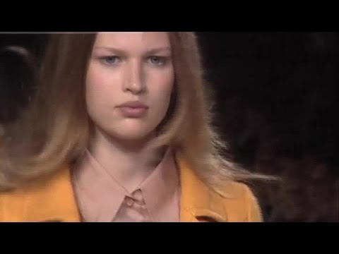 CHLOÉ Fashion Show Spring Summer Paris 2007 by Fashion Channel