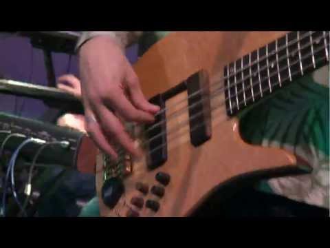 Drugi Tydzień -  Mój jest ten kawałek podłogi (Live)