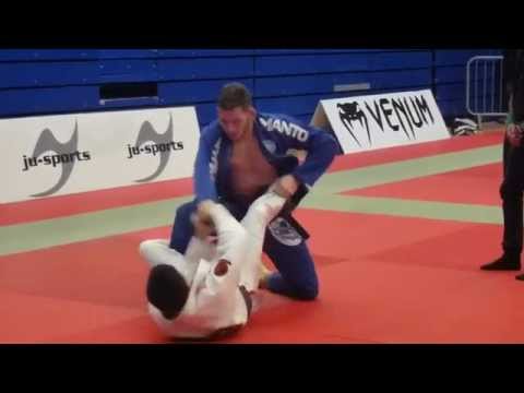 Munkhbayar Altantugs vs Kristóf Szűcs - IBJJF London Fall Open 2015 - Purple Adult - Open
