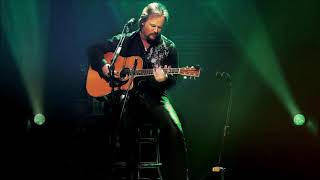 Travis Tritt - Country Ain&#39;t Country (Live)[overtly criticizes country radio]