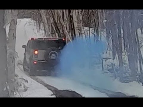 PRANKING HUMMER WITH SMOKE GRENADE