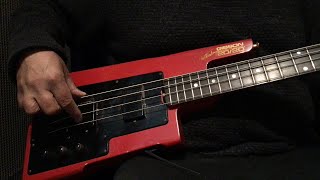 Video thumbnail for 1987 Gibson 20/20 bass / Gibson Lab Series L2 - vintage guitar demo - Part 2 (L2 midrange settings) by Vintage Guitar and Bass