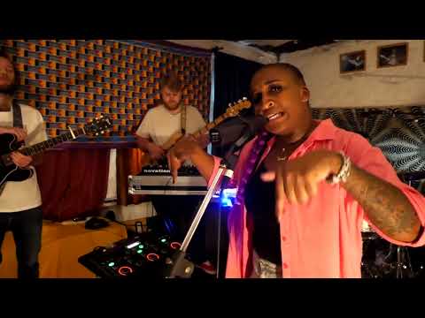 You Can Try - Aziza Jaye (Live in Session)