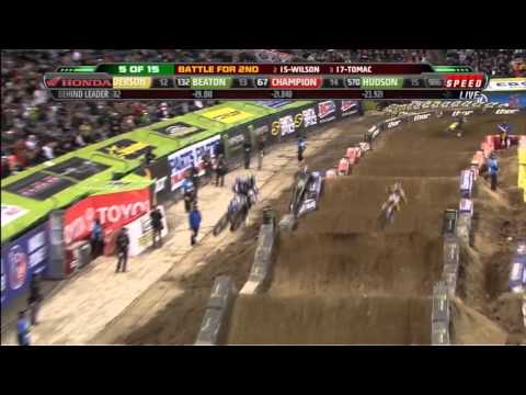 Epic Battle between Eli Tomac and Dean Wilson w/ Crash at Seattle Supercross 2012