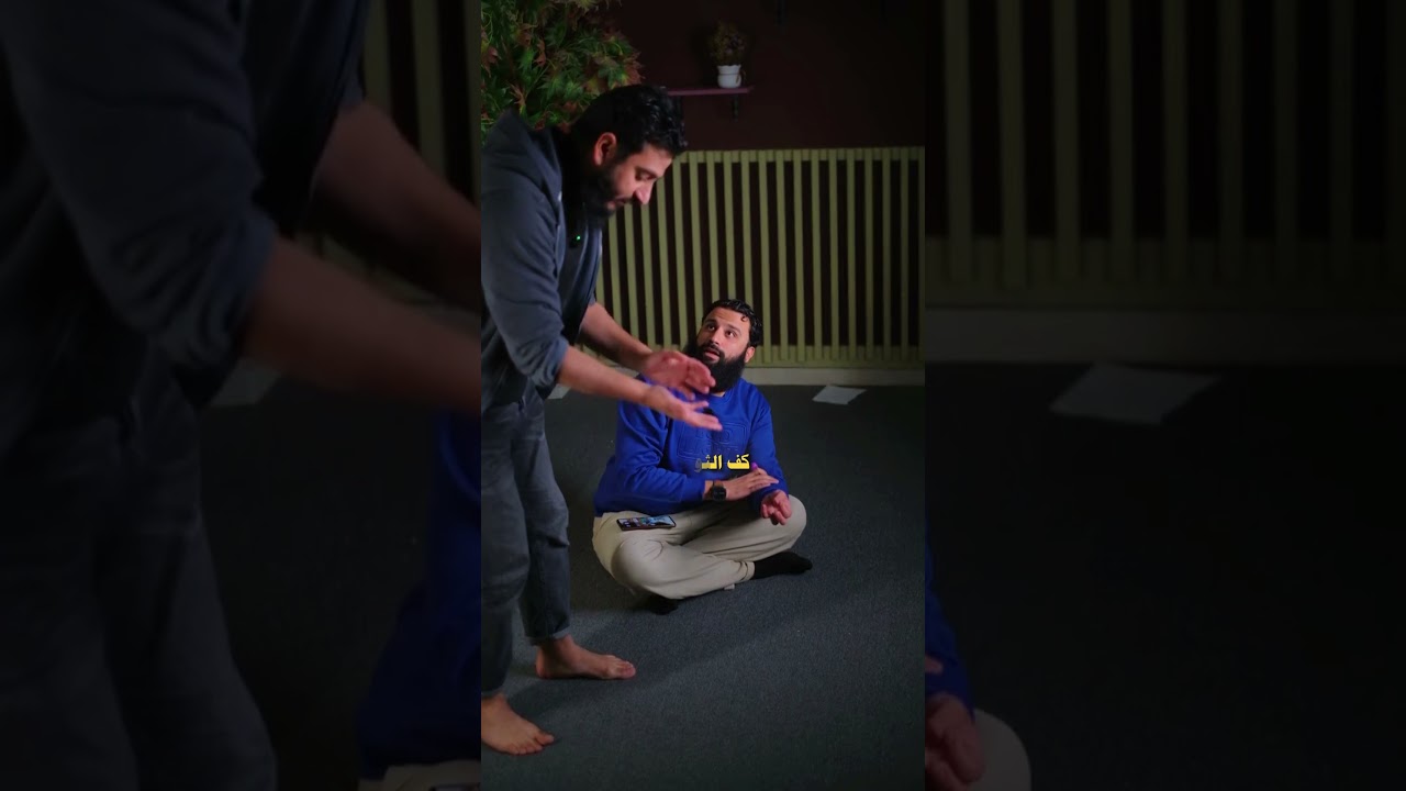 "لا تكفت الثوب".. هل تقع في هذا الخطأ الشائع أثناء الصلاة؟ ❌👕