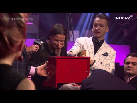 Ko spēlē Madara Botmane?