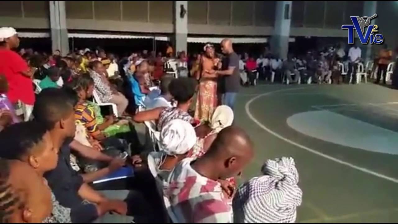 Thumbnail of video: Doit-on faire part de tous nos biens à quelqu'un qui nous prêche la parole? (11/10/16)