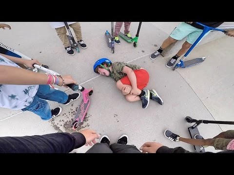 KID BROKE HIS LEG (so sad) | Wezma's World Ep 3