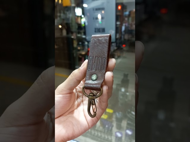 Vídeo relacionado con Hjluuft Vikings - Llavero de cuero para hombre, con llavero, organizador ideal para llaves de coche, Blanco, talla única