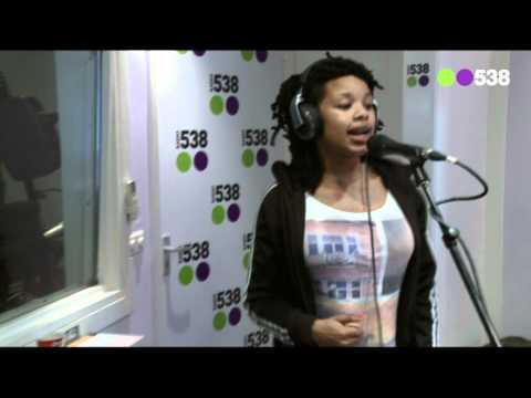 Radio 538: Shary-An - Ain't got no (live bij Evers Staat Op)