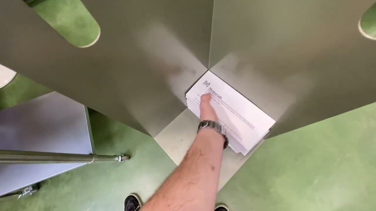 Brochure Boxing Video: Lean