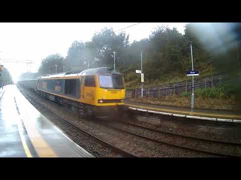 60021 at Bryn - 05th October 2021