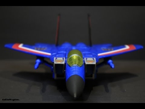 Kal El Reviews: Transformers Masterpiece Thundercracker (044)