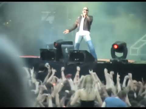 Guns N' Roses Live At Stadion Legii, Warsaw, Poland - Jun 15/2006 - Incomplete