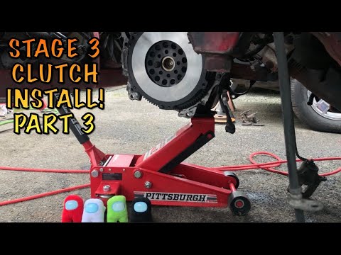 TOYOTA CELICA GTS Stage 3 Clutch Install Part 3