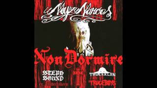 11 - White Gangsta - Noyz Narcos Feat.Cole,Chicoria (Non Dormire)