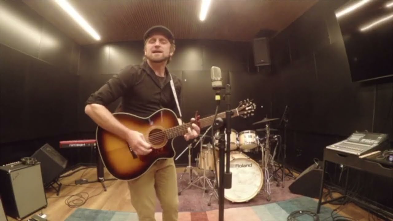 Promotional video thumbnail 1 for Josh Skelly Music