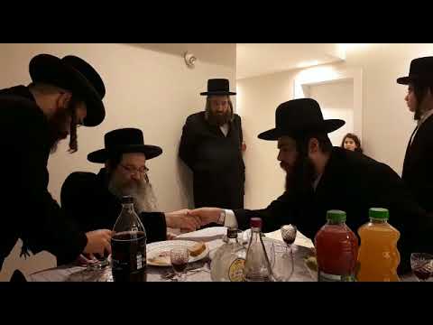 Nadvorna Elad Rebbe Blesses MK Porush In His New Home - Teves 5778