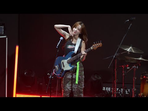 [4K60P] 250927 QWER 마젠타 MAGENTA '가짜 아이돌' 직캠 Fancam @PMPS 2025 시즌2 FINAL by 고구마킬러