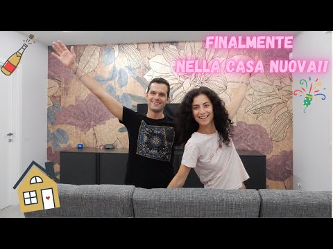 VLOG CI SIAMO TRASFERITI! PRIMA NOTTE NELLA CASA NUOVA!!